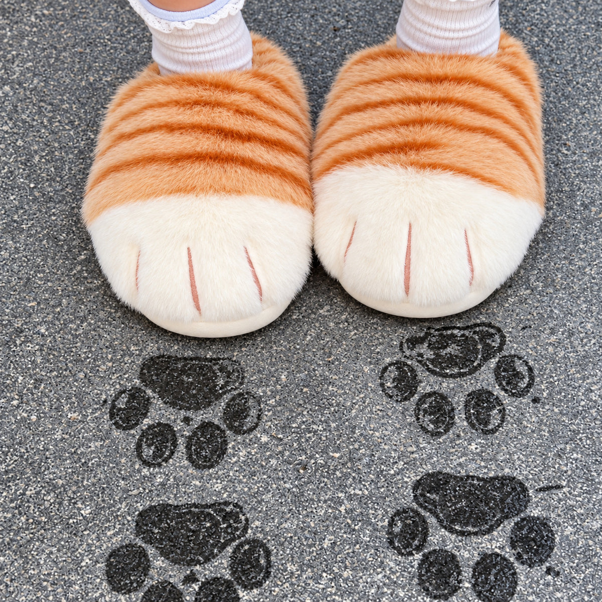 Fluffy Cat Paw Slippers